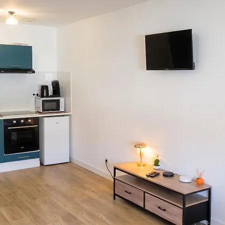 38 M², Vue Sur Le Apartment